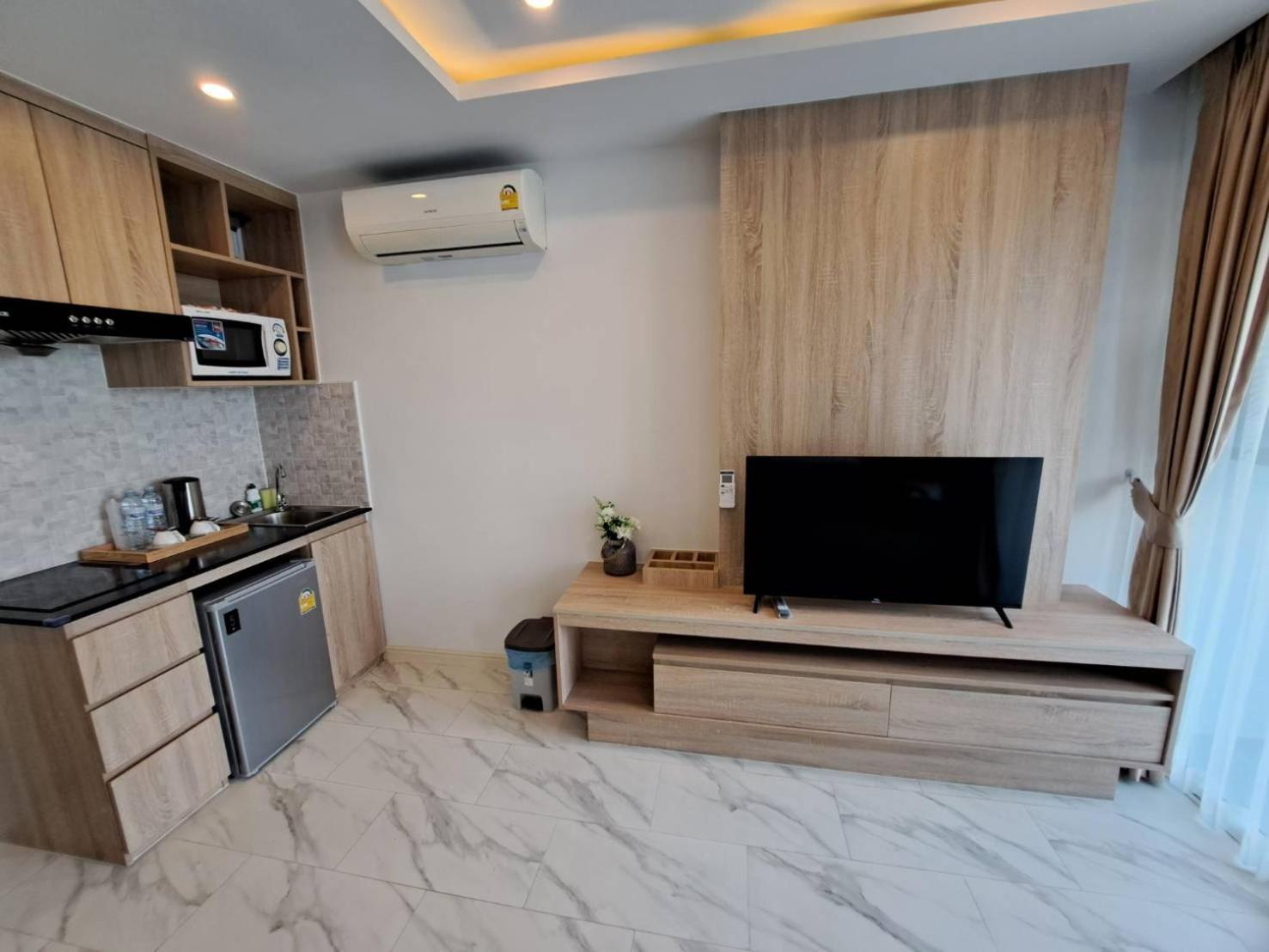 Deco Pattaya Hotel North 芭達亞 外观 照片